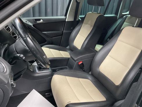 Used 2017 Volkswagen Tiguan Wolfsburg Edition image 12