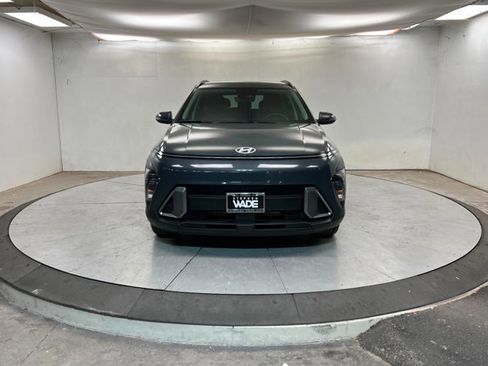Used 2024 Hyundai Kona SEL image 8