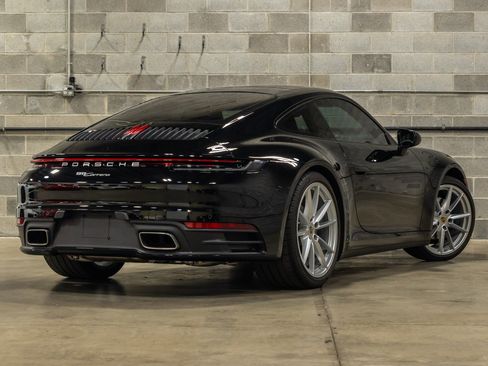 Used 2020 Porsche 911 Carrera RWD image 7