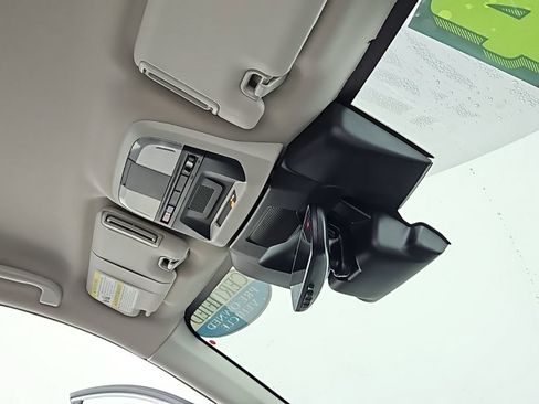 Certified 2024 Subaru Crosstrek 2.0i Premium image 17