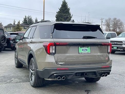 New 2026 Ford Explorer ST w/ Sun And Sound Package image 4