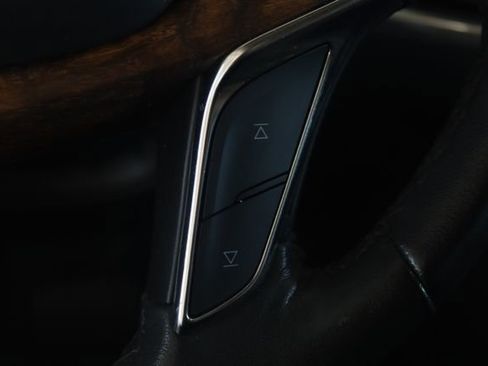 Used 2022 Cadillac XT5 Premium Luxury w/ Platinum Package image 15