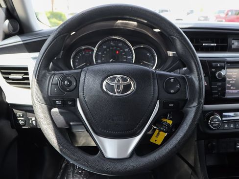 Used 2016 Toyota Corolla LE FWD image 19