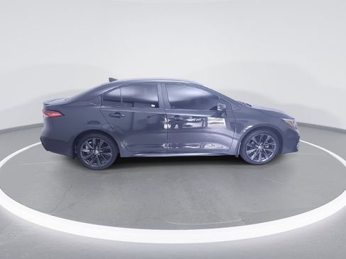 Used 2023 Toyota Corolla SE w/ Carpet Mat Package (TMS) image 2