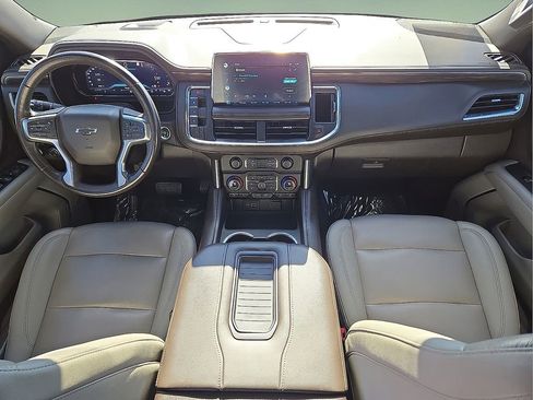 Used 2022 Chevrolet Tahoe Z71 image 17