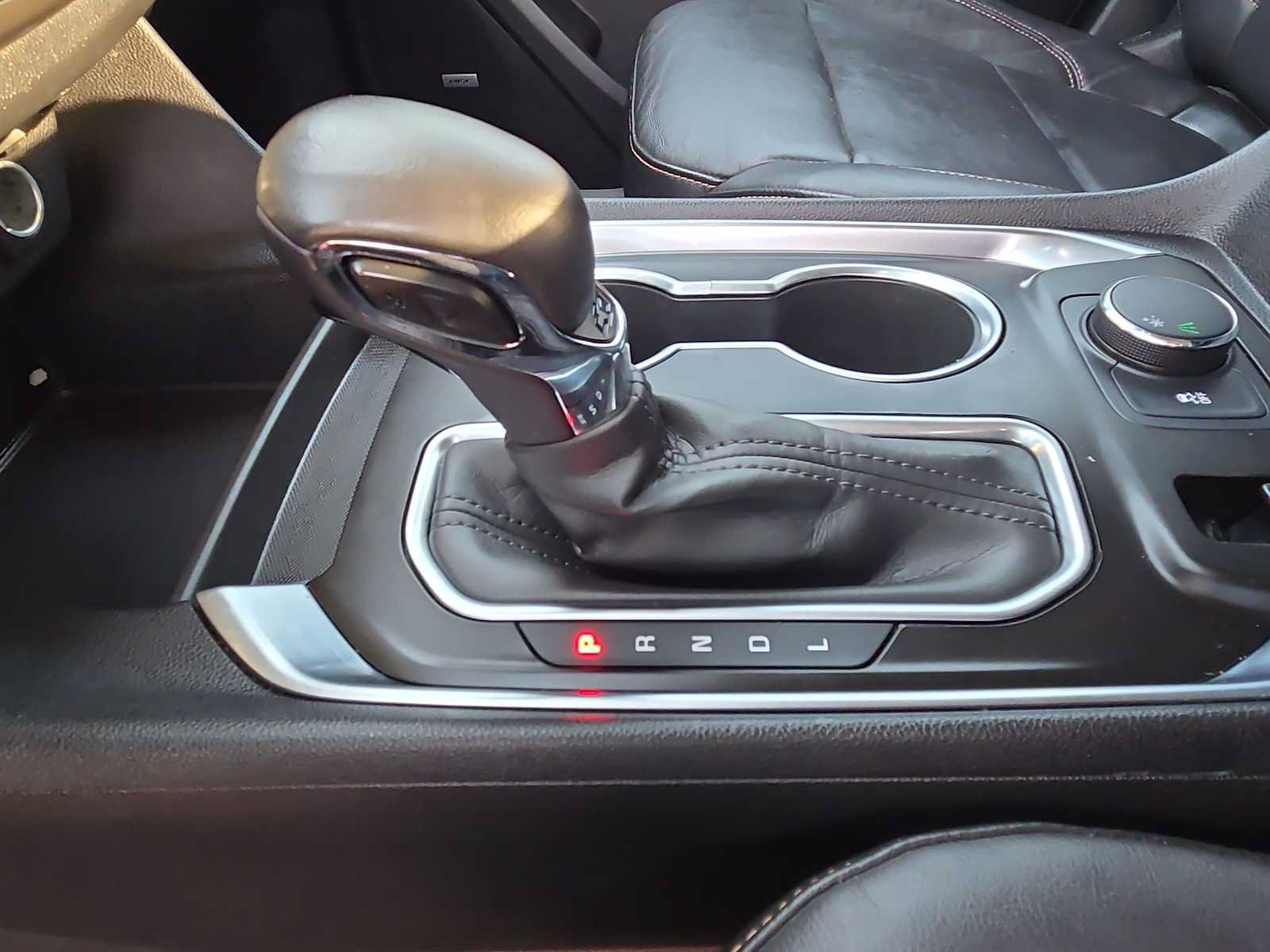 Used 2018 Chevrolet Traverse LT FWD image 21