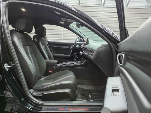 Used 2024 Honda Civic Sport image 14