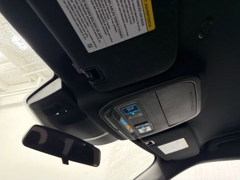 Used 2020 Ford Explorer XLT w/ Comfort Package image 31