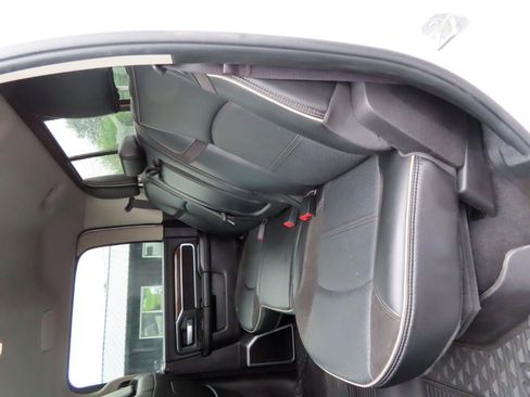Used 2024 RAM 2500 Laramie AWD/4WD image 43
