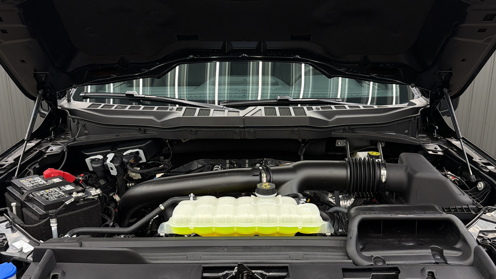 Used 2026 Ford F150 Lariat AWD/4WD image 19
