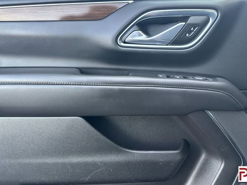 Certified 2023 GMC Yukon XL SLE w/ Gmc Pro Safety Plus Package image 11