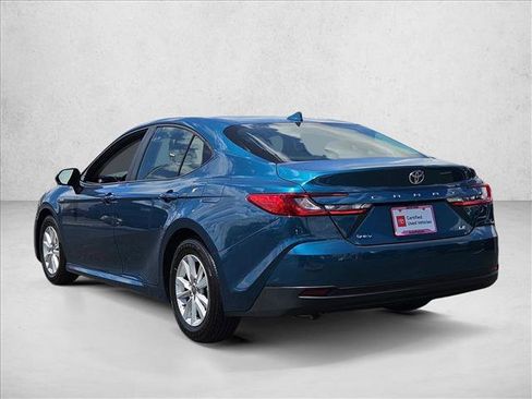 Used 2026 Toyota Camry LE FWD image 8