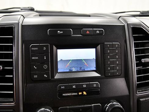 Used 2018 Ford F150 XLT AWD/4WD image 23