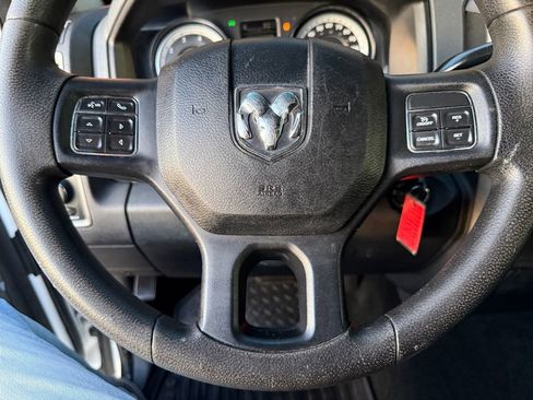 Used 2015 RAM 1500 Tradesman image 28