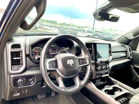 Used 2022 RAM 1500 Big Horn AWD/4WD image 12
