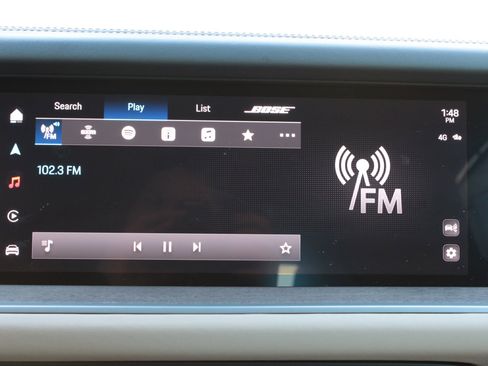 Used 2024 Porsche Cayenne image 19