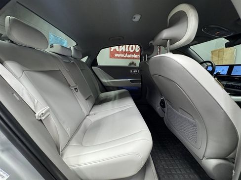 Used 2025 Hyundai Ioniq 6 SEL AWD/4WD image 13
