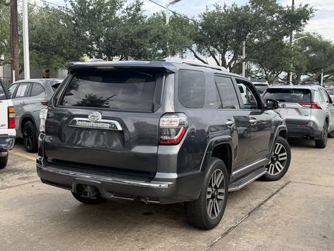 Used 2016 Toyota 4Runner Limited image 4