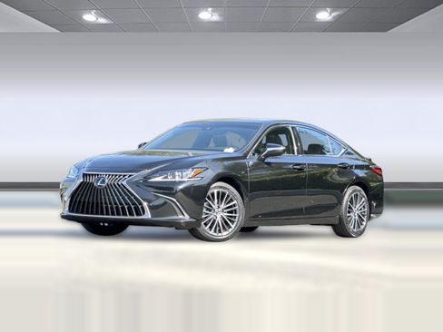 Used 2025 Lexus ES 300h w/ Premium Package FWD image 26