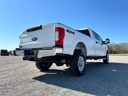 Used 2019 Ford F250 XLT w/ XLT Value Package image 11
