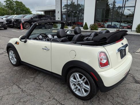 Used 2011 MINI Cooper Convertible FWD image 36