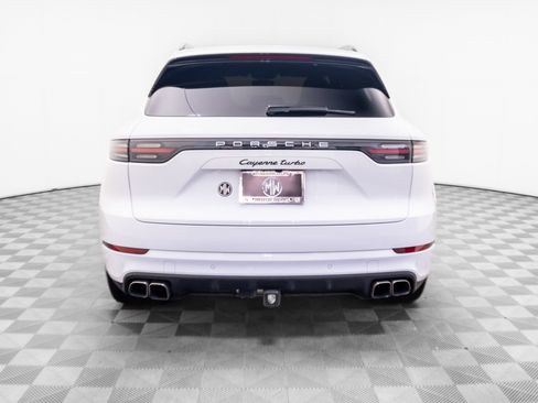 Certified 2023 Porsche Cayenne Turbo AWD/4WD image 10