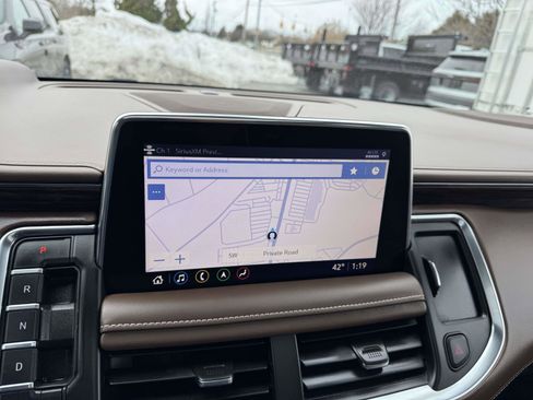 Used 2021 Chevrolet Tahoe High Country image 33