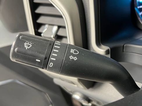 Used 2022 Ford F350 Lariat w/ Lariat Value Package image 28