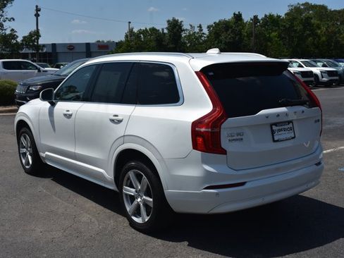 Used 2023 Volvo XC90 B5 Core AWD/4WD image 9