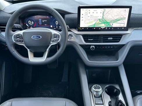 New 2026 Ford Explorer Active w/ Active Comfort Package RWD image 13