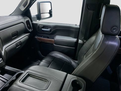 Used 2021 Chevrolet Silverado 2500 High Country image 25