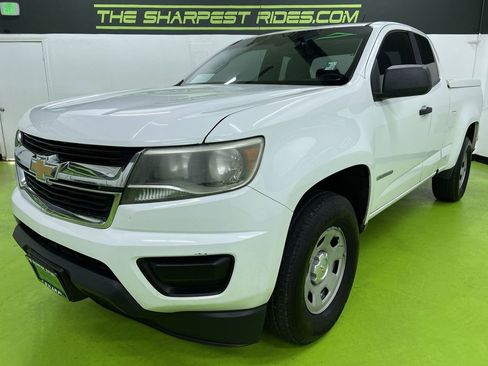 Used 2016 Chevrolet Colorado W/T w/ WT Convenience Package RWD image 5