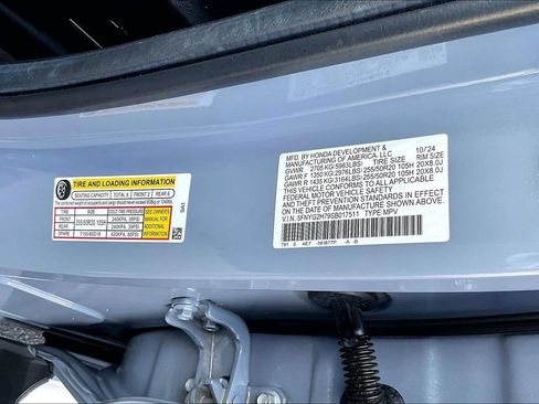 Used 2025 Honda Pilot Touring image 14