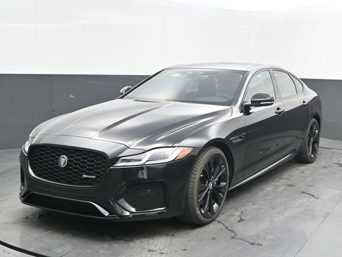 New 2024 Jaguar XF R-Dynamic SE image 2