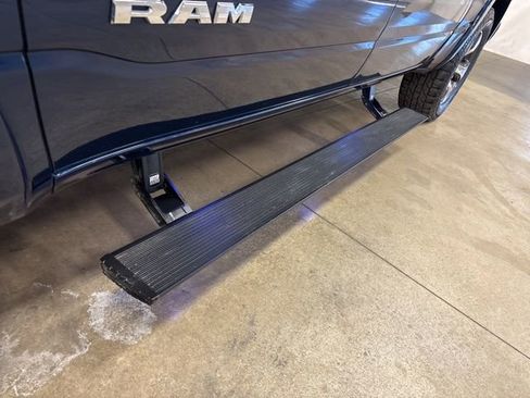 Used 2020 RAM 1500 Laramie image 13