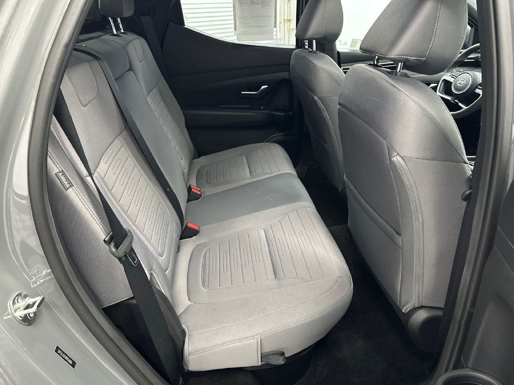 Certified 2024 Hyundai Santa Cruz SEL w/ Activity Package FWD image 16