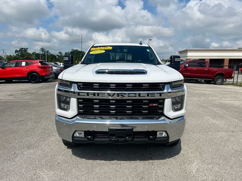 Used 2022 Chevrolet Silverado 2500 LT w/ All Star Edition AWD/4WD image 3