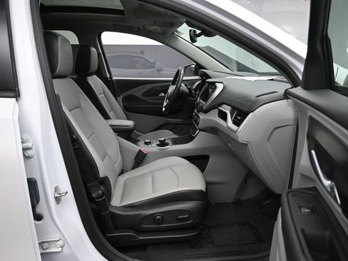 Used 2024 GMC Terrain SLT w/ Infotainment Package II AWD/4WD image 28