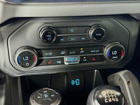 Used 2024 Ford Bronco Big Bend image 18