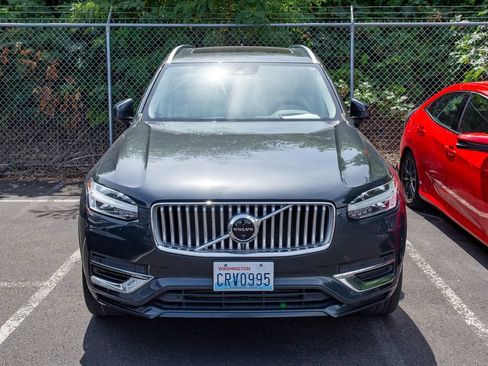 Used 2021 Volvo XC90 T8 Inscription Expression w/ Protection Package Premier AWD/4WD image 2