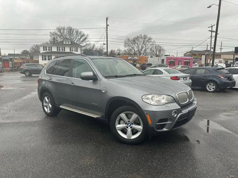 Used 2012 BMW X5 xDrive50i image 2