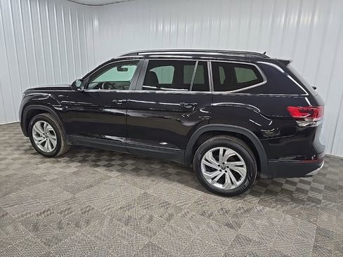 Used 2023 Volkswagen Atlas SE image 4
