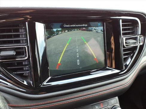 Used 2023 Dodge Durango GT image 22