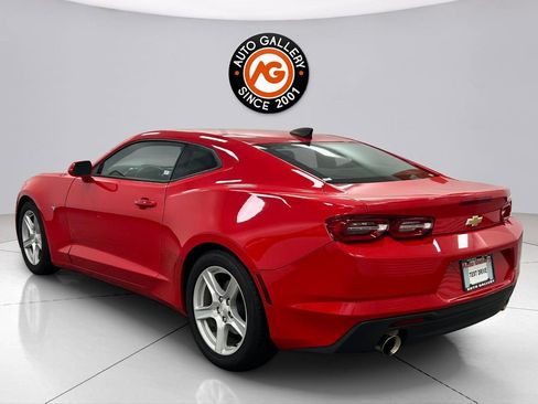 Used 2023 Chevrolet Camaro LT RWD image 5