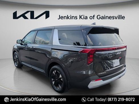 New 2026 Kia Carnival LXS FWD image 7