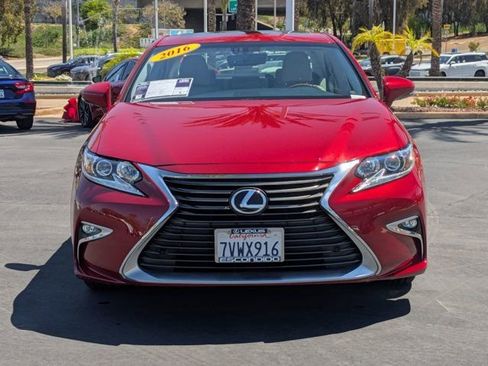 Used 2016 Lexus ES 350 w/ Premium Package w/Wood Trim FWD image 2