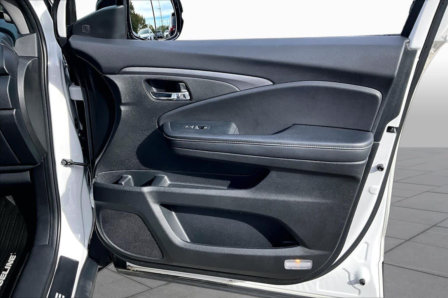 Used 2023 Honda Ridgeline RTL-E image 21