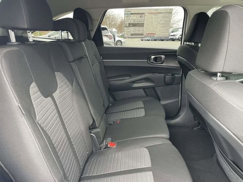 New 2026 Kia Sorento LX image 21