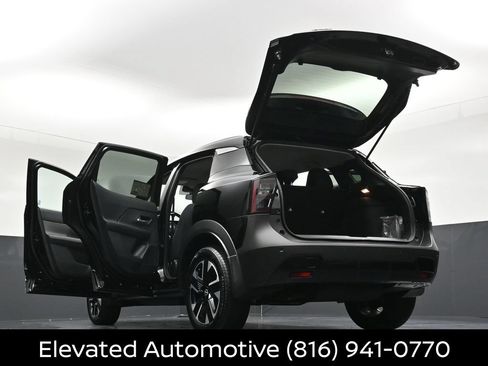 Certified 2026 Nissan Kicks SV w/ Cold Weather Package AWD/4WD image 34