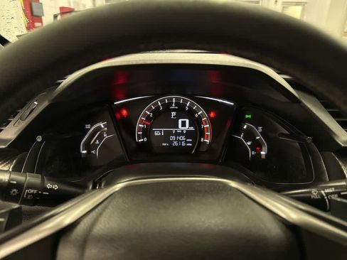 Used 2018 Honda Civic Sport image 31